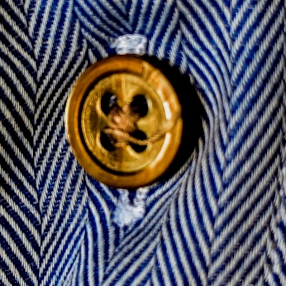 Banana Republic blue with a slight sheen patterned shirt. Men's small. - Picture 4 of 7